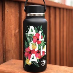 Hydro Flask 32oz Black with Hibiscus Flowers from Hawaii NWT